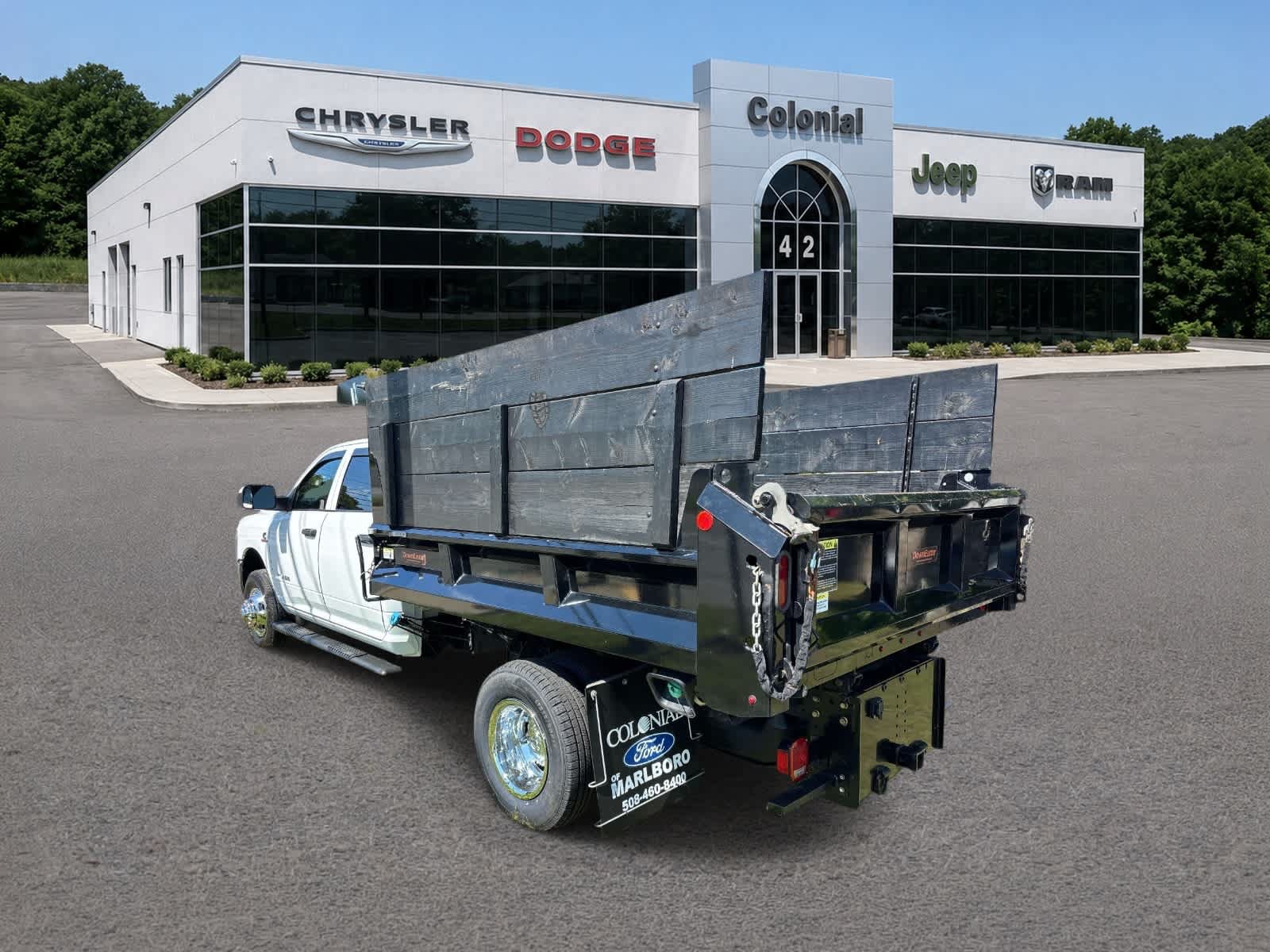 Used 2022 RAM 3500 Tradesman w/ Chrome Appearance Group AWD/4WD image 37