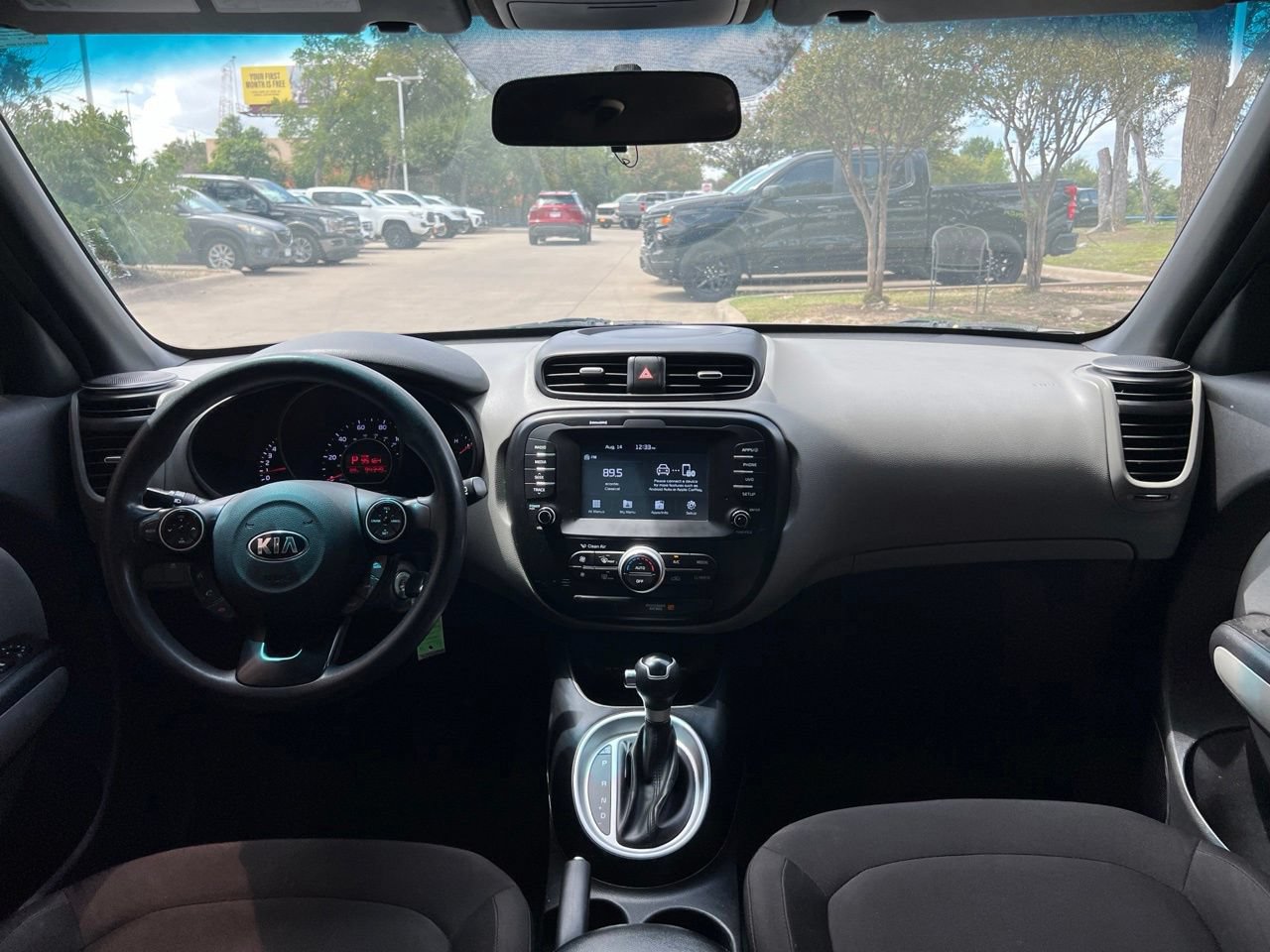 Used 2018 Kia Soul w/ Convenience Package FWD image 12