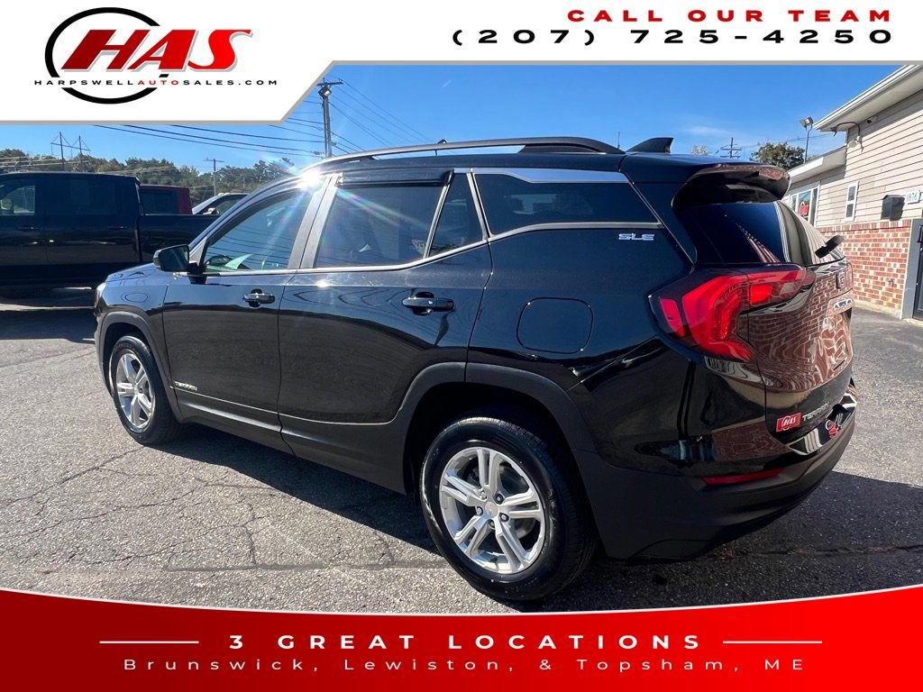 Used 2021 GMC Terrain SLE w/ Driver Convenience Package image 4