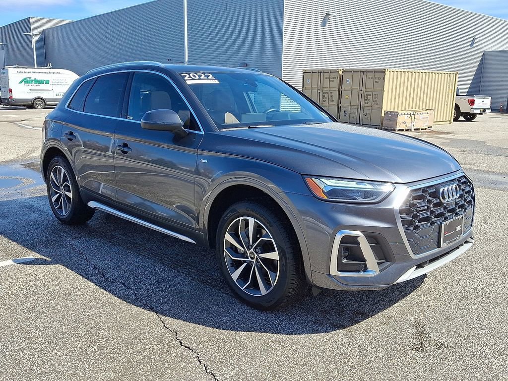 Used 2022 Audi Q5 2.0T Premium Plus w/ Premium Plus Package image 3
