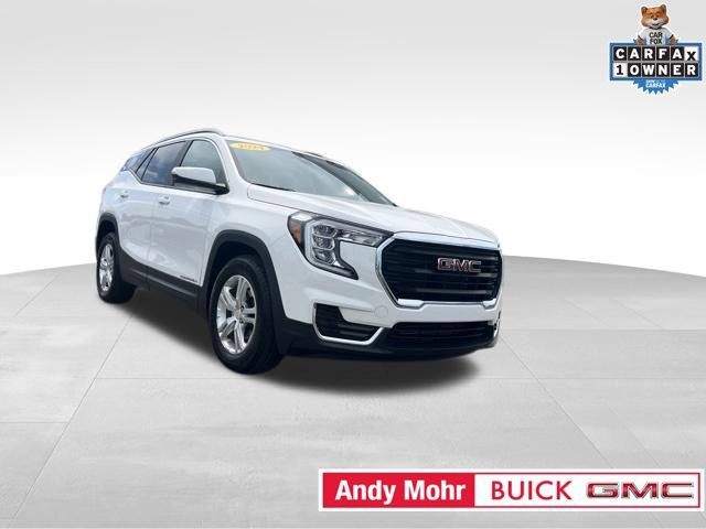 Used 2024 GMC Terrain SLE w/ Driver Convenience Package FWD image 2