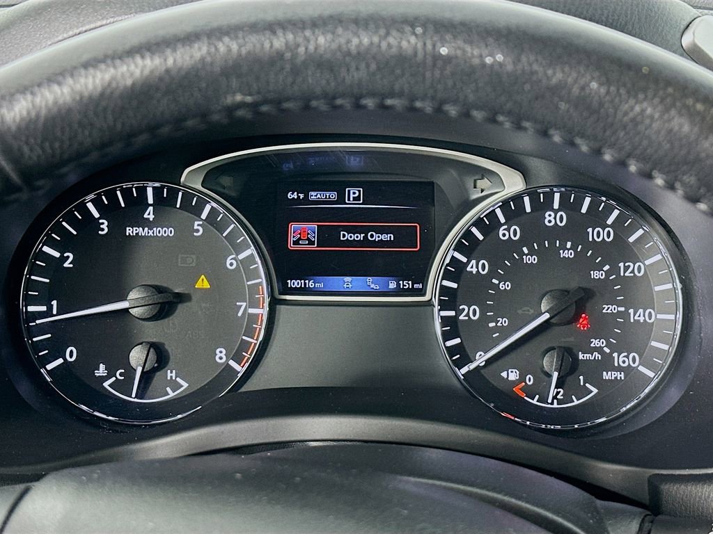 Used 2019 Nissan Pathfinder Platinum image 12