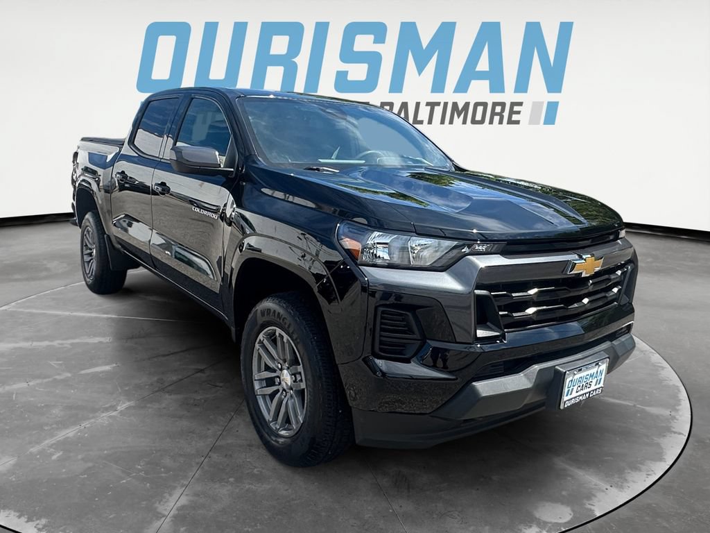 Used 2023 Chevrolet Colorado LT AWD/4WD image 1