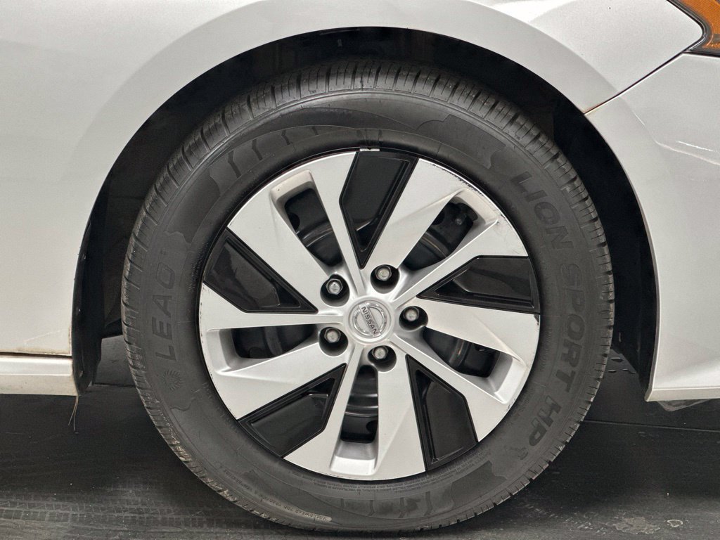 Used 2019 Nissan Altima 2.5 S FWD image 23