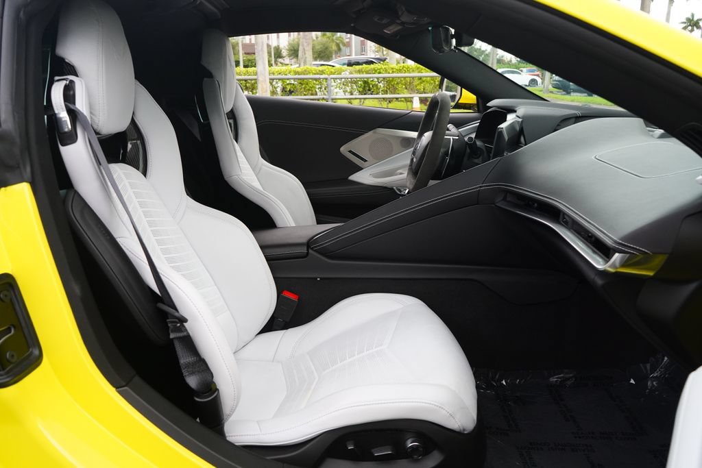 Used 2022 Chevrolet Corvette Stingray Preferred Cpe w/ 2LT RWD image 19