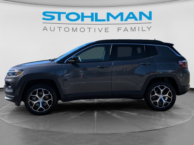 Used 2024 Jeep Compass Limited AWD/4WD image 8
