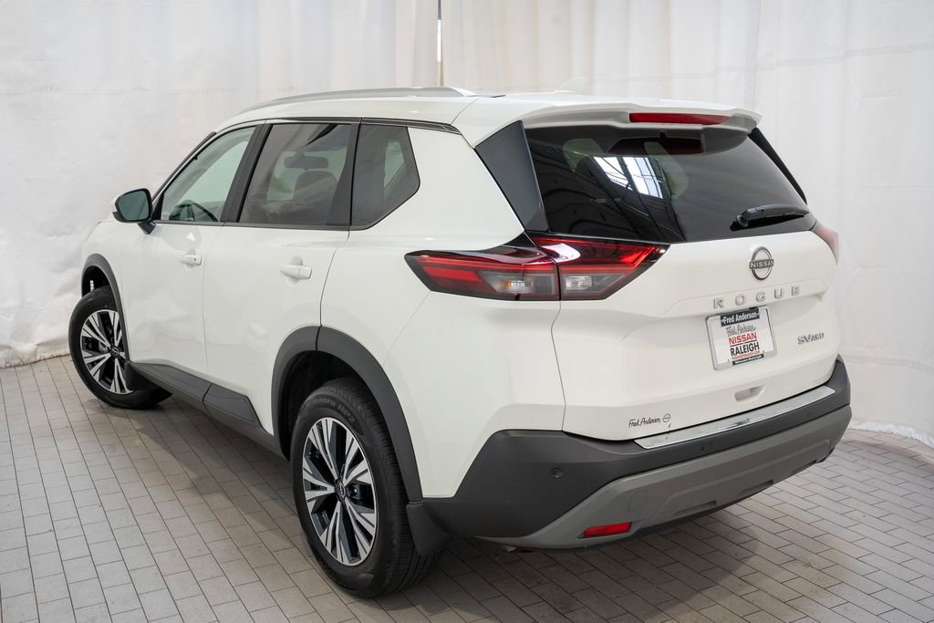 Certified 2023 Nissan Rogue SV w/ SV Premium B Package image 3