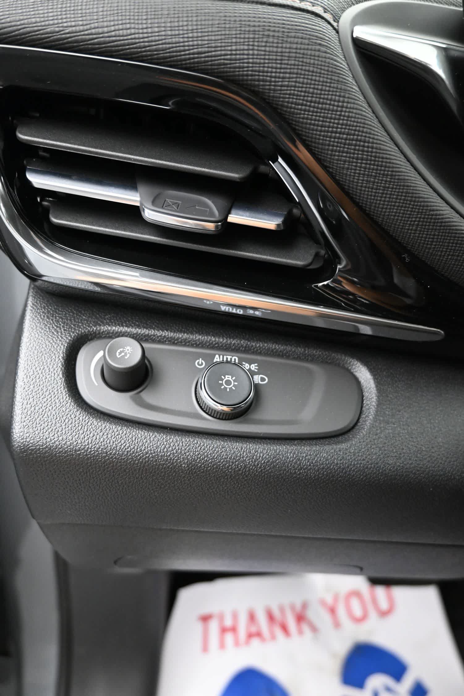 New 2026 Buick Envista Avenir FWD image 22