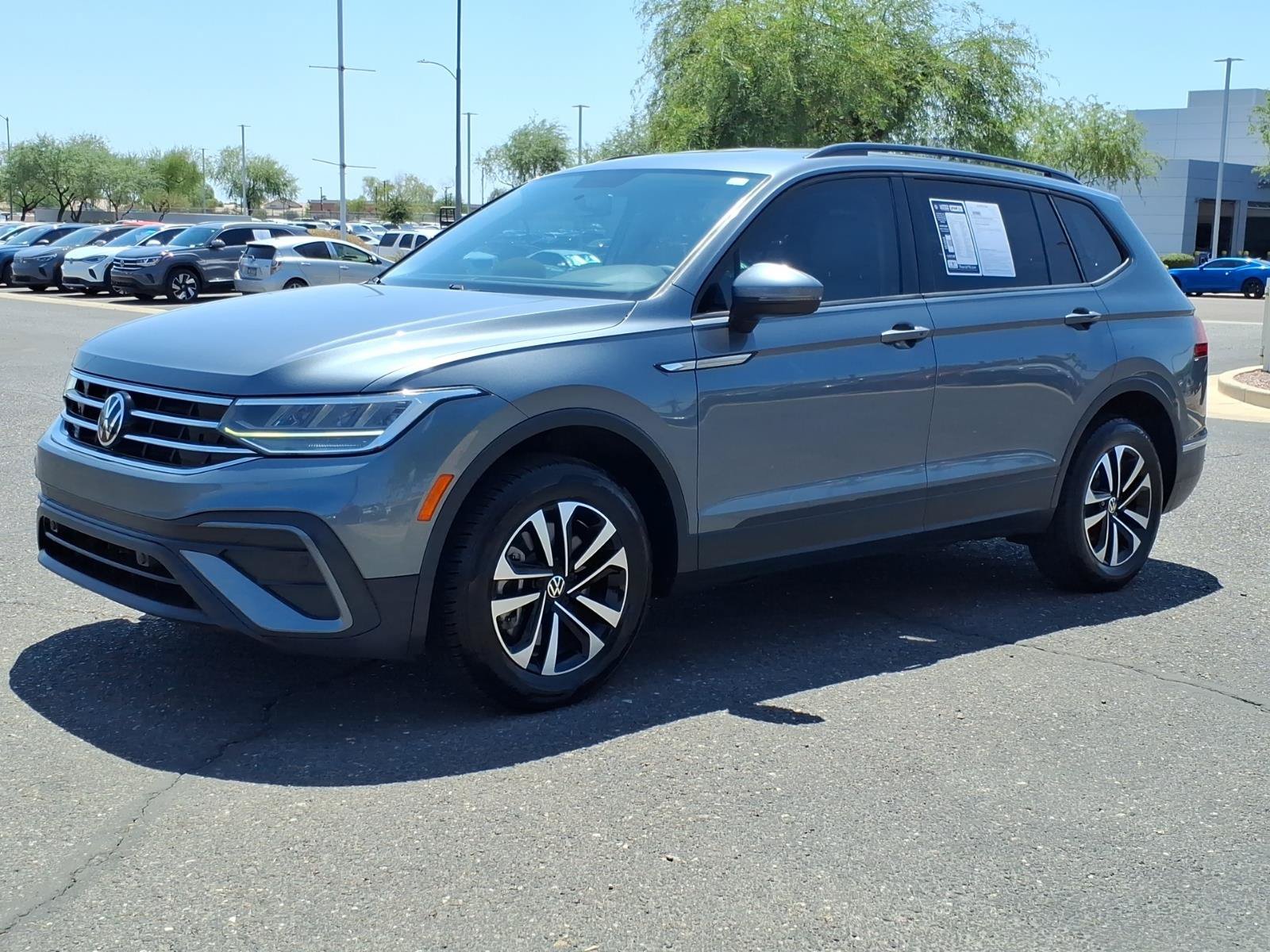 Used 2022 Volkswagen Tiguan S FWD image 3