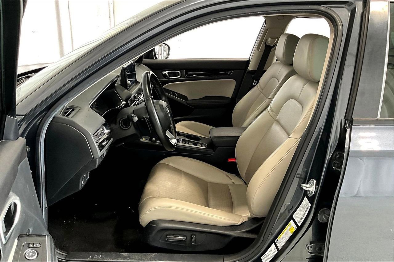 Used 2024 Honda Civic Touring image 15
