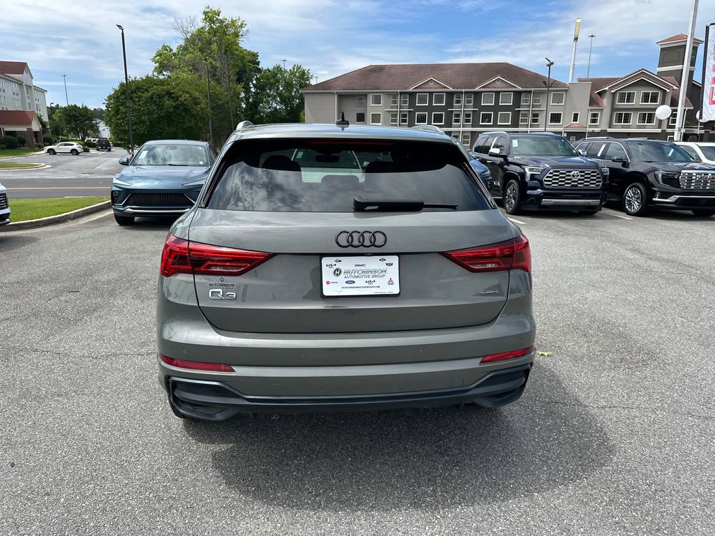 Used 2020 Audi Q3 2.0T Premium w/ Convenience Package AWD/4WD image 6