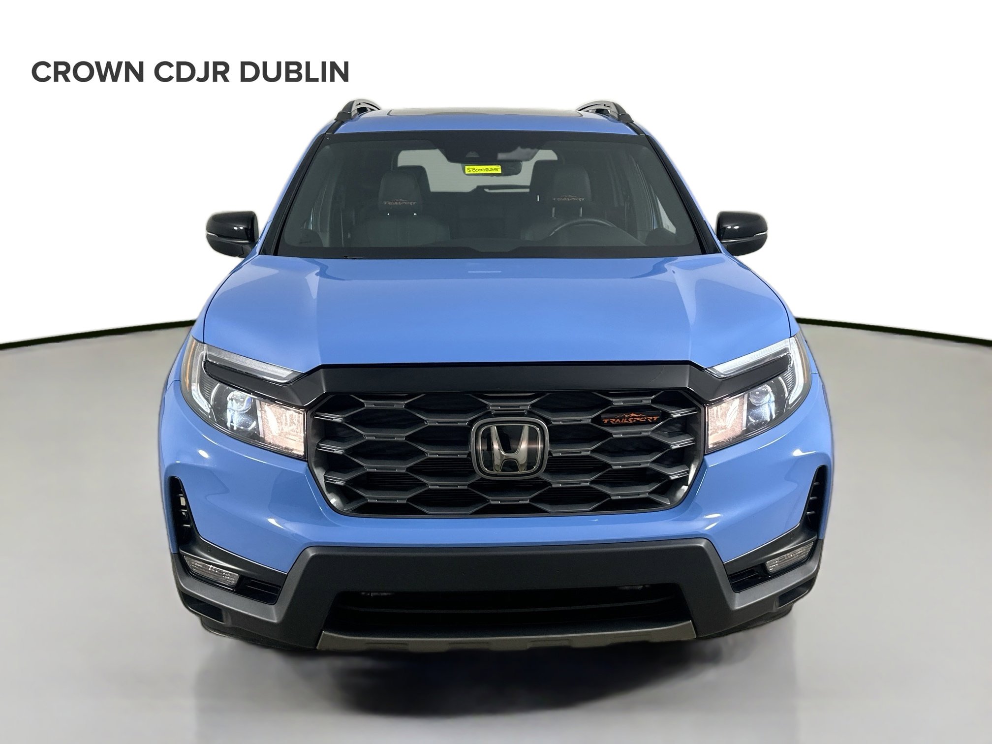 Used 2025 Honda Passport TrailSport image 2