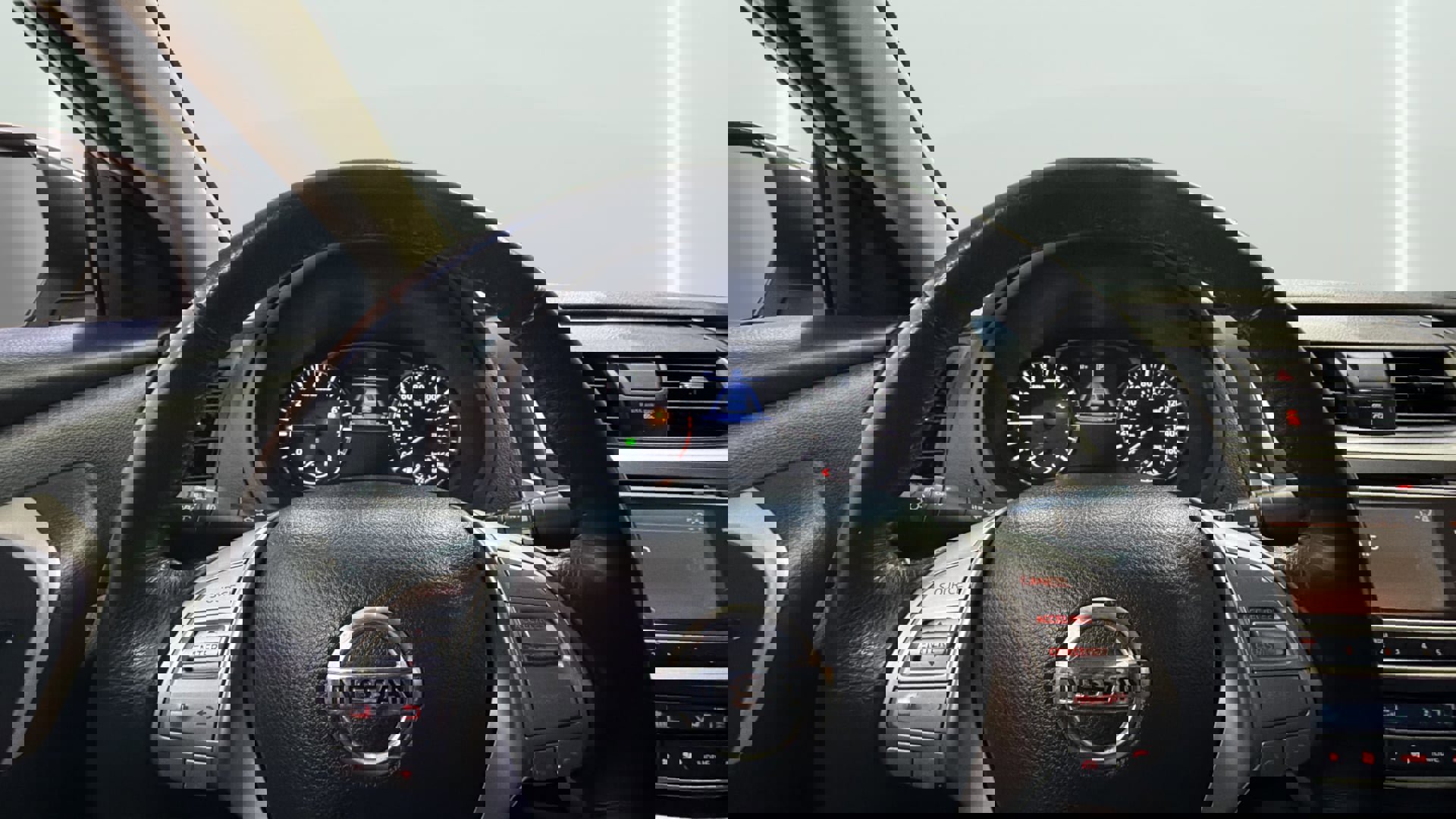 Used 2016 Nissan Altima 2.5 SV w/ Convenience Package image 30