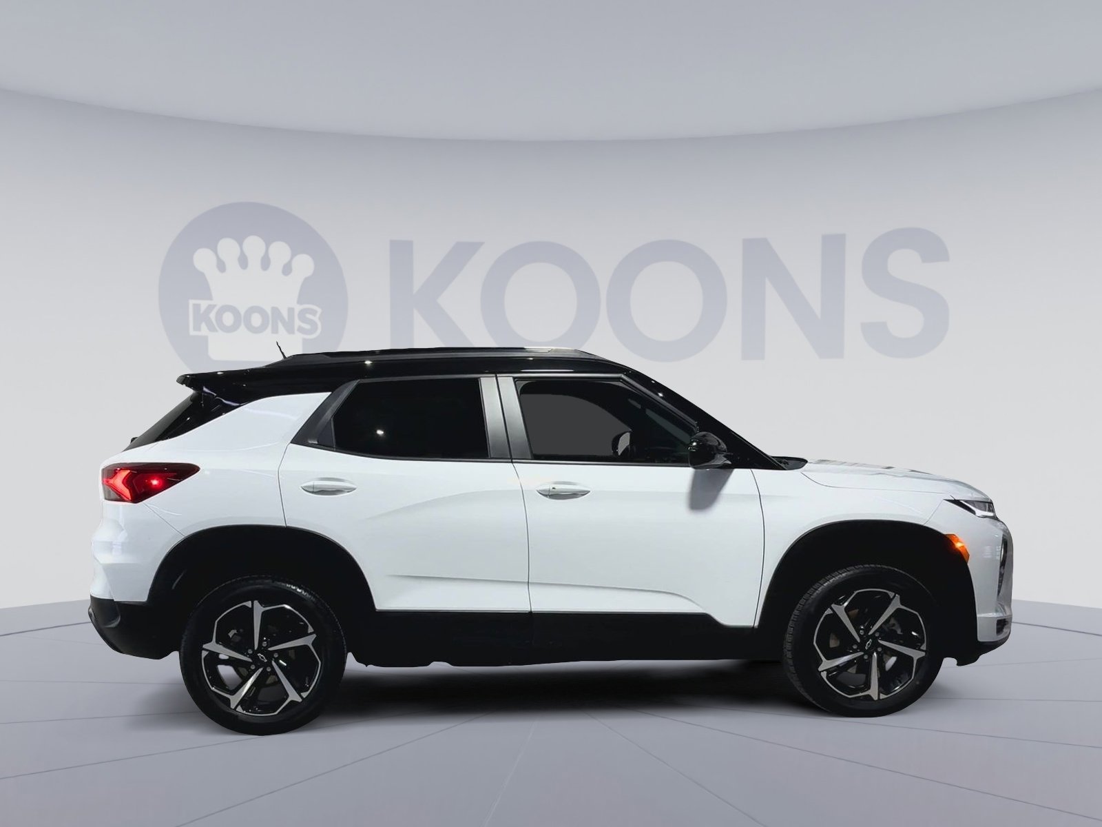 Used 2023 Chevrolet TrailBlazer RS image 12