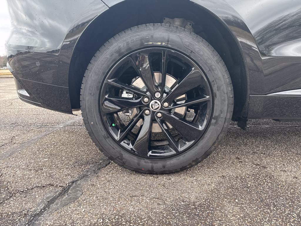 Certified 2026 Jaguar F-PACE R-Dynamic S AWD/4WD image 26