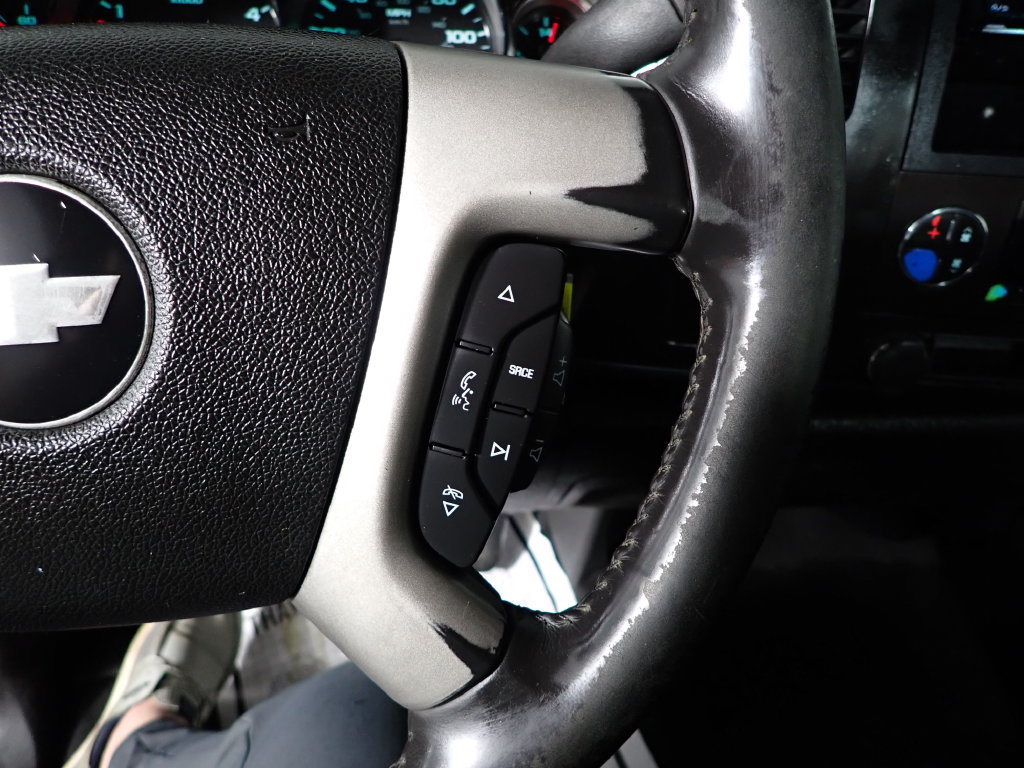 Used 2009 Chevrolet Silverado 3500 LT w/ Interior Plus Package AWD/4WD image 23