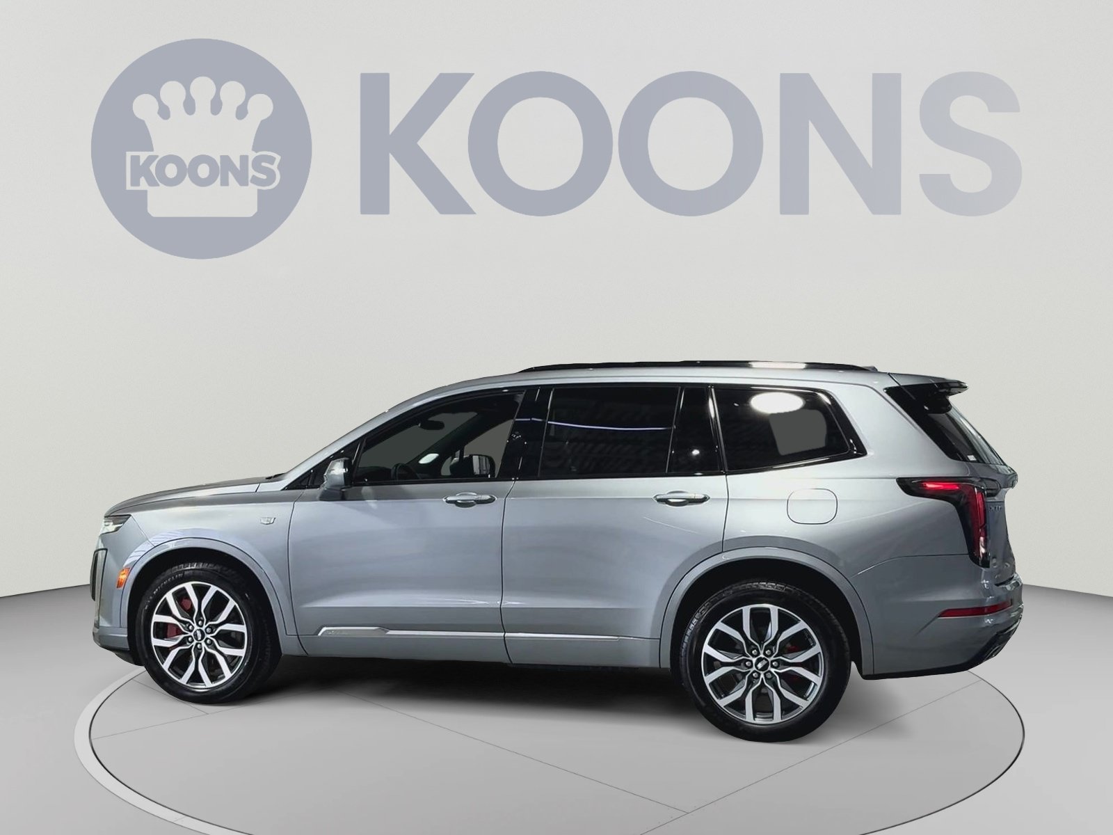 Used 2024 Cadillac XT6 Sport w/ LPO, Floor Liner Package AWD/4WD image 8