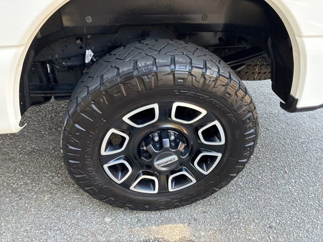 Used 2024 Ford F250 Platinum w/ FX4 Off-Road Package image 12