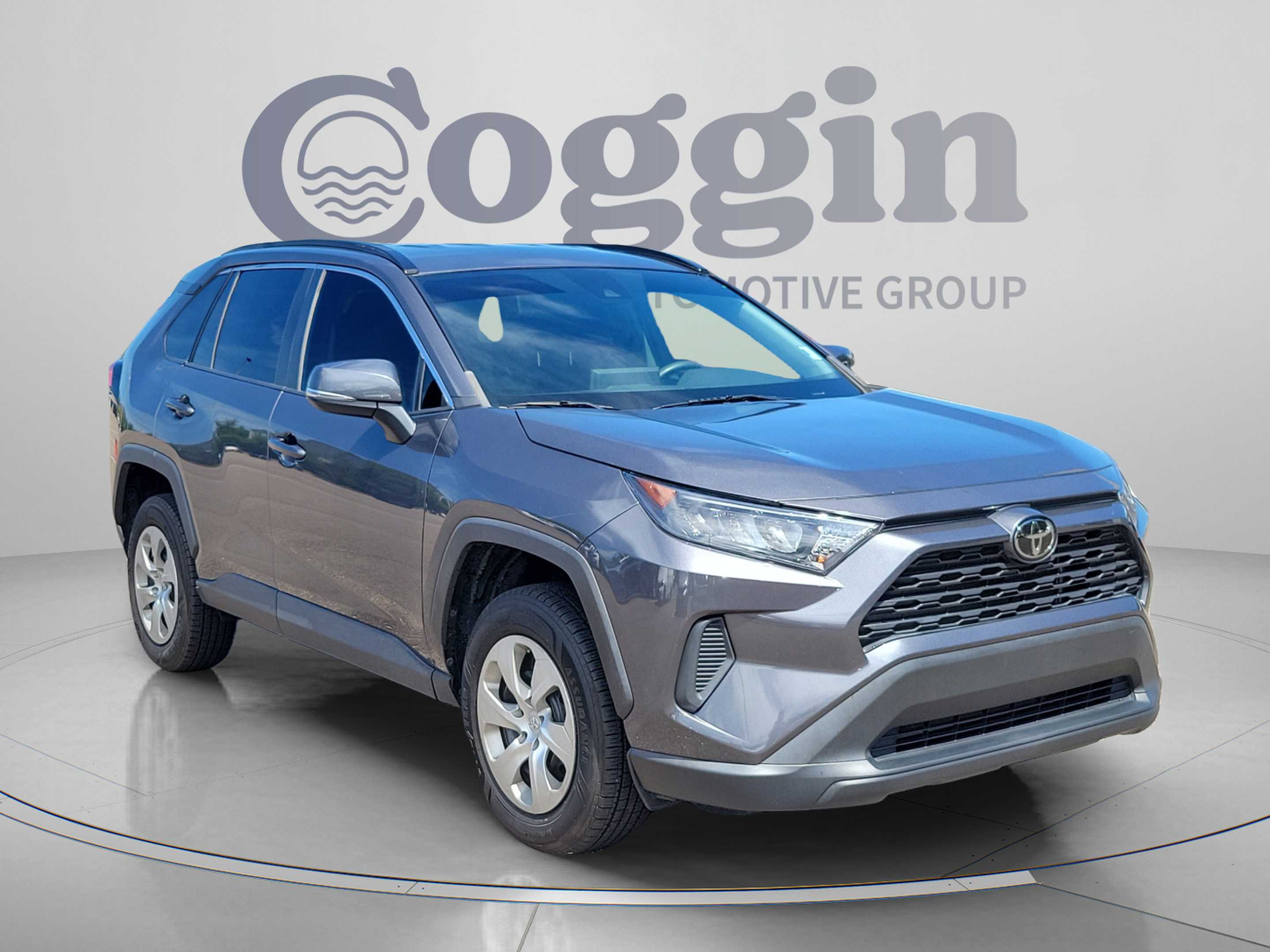 Used 2019 Toyota RAV4 LE FWD image 7