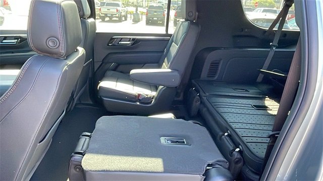 New 2026 Chevrolet Suburban RST w/ RST Capability Package image 12