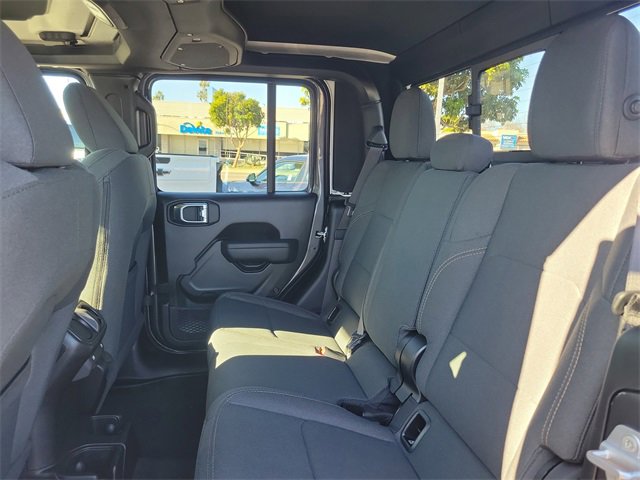 New 2026 Jeep Gladiator Sport image 10