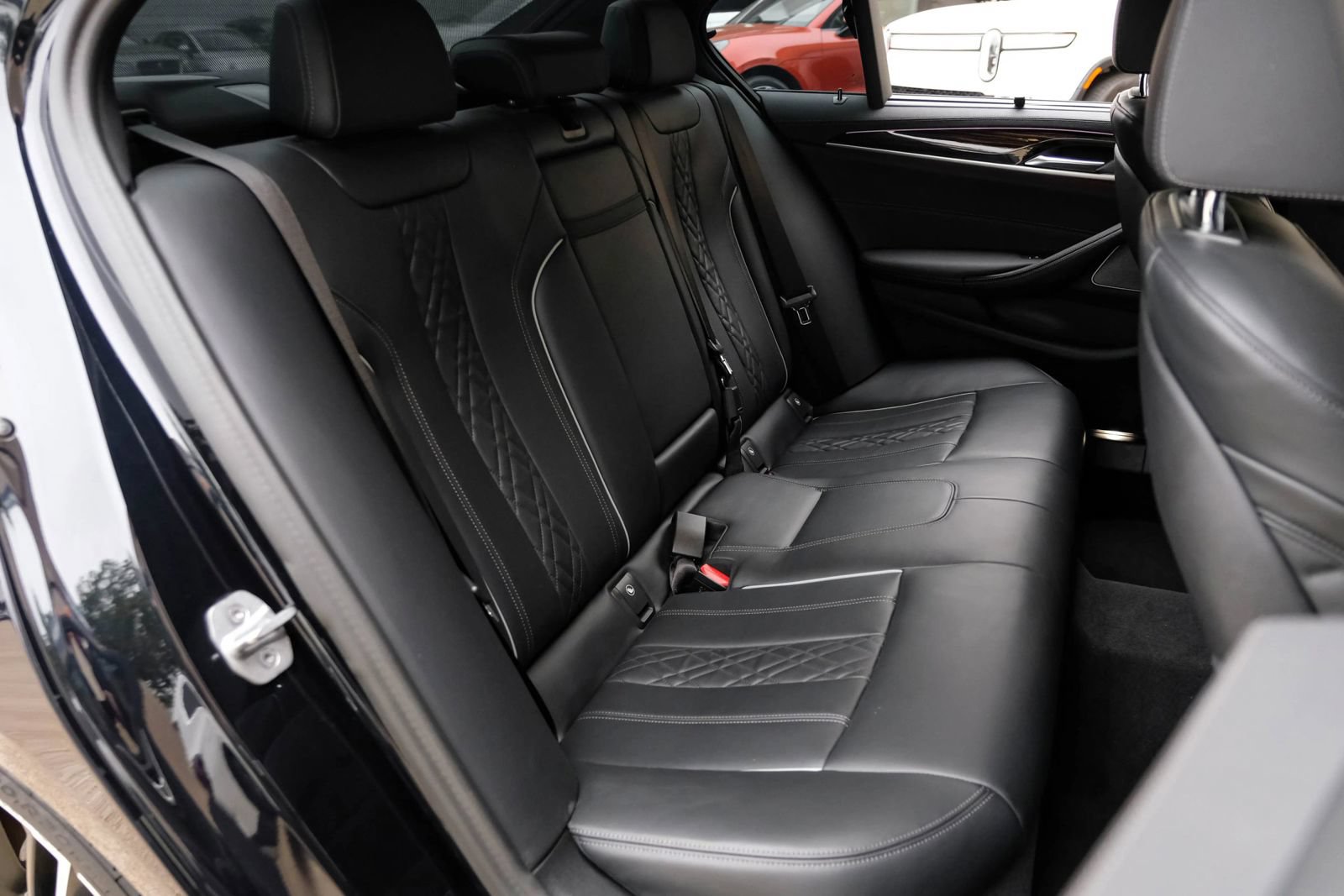 Used 2023 BMW M550i xDrive w/ Executive Package AWD/4WD image 48