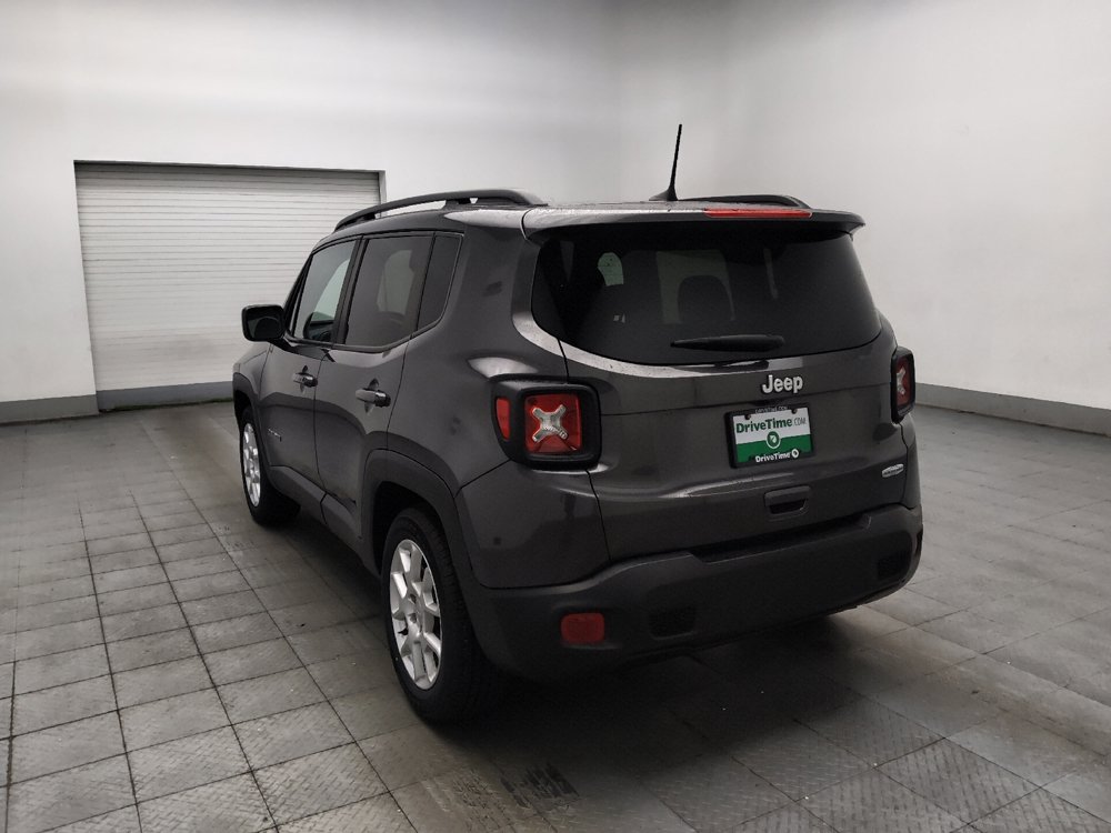 Used 2021 Jeep Renegade Latitude FWD image 5