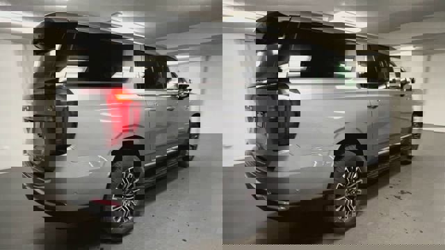 New 2026 GMC Yukon XL Elevation w/ Elevation Premium Package image 8