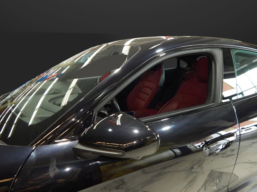 Used 2020 Porsche Taycan 4S image 13