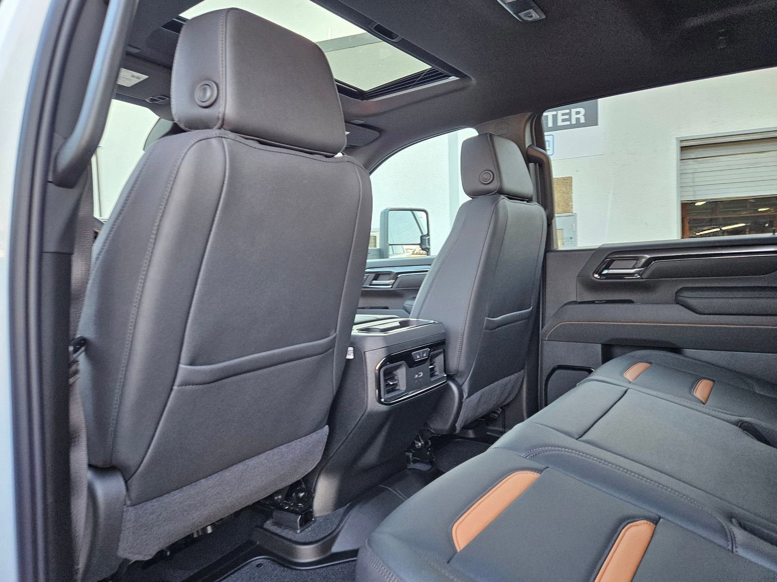 New 2026 GMC Sierra 2500 AT4 w/ AT4 Premium Plus Package AWD/4WD image 26