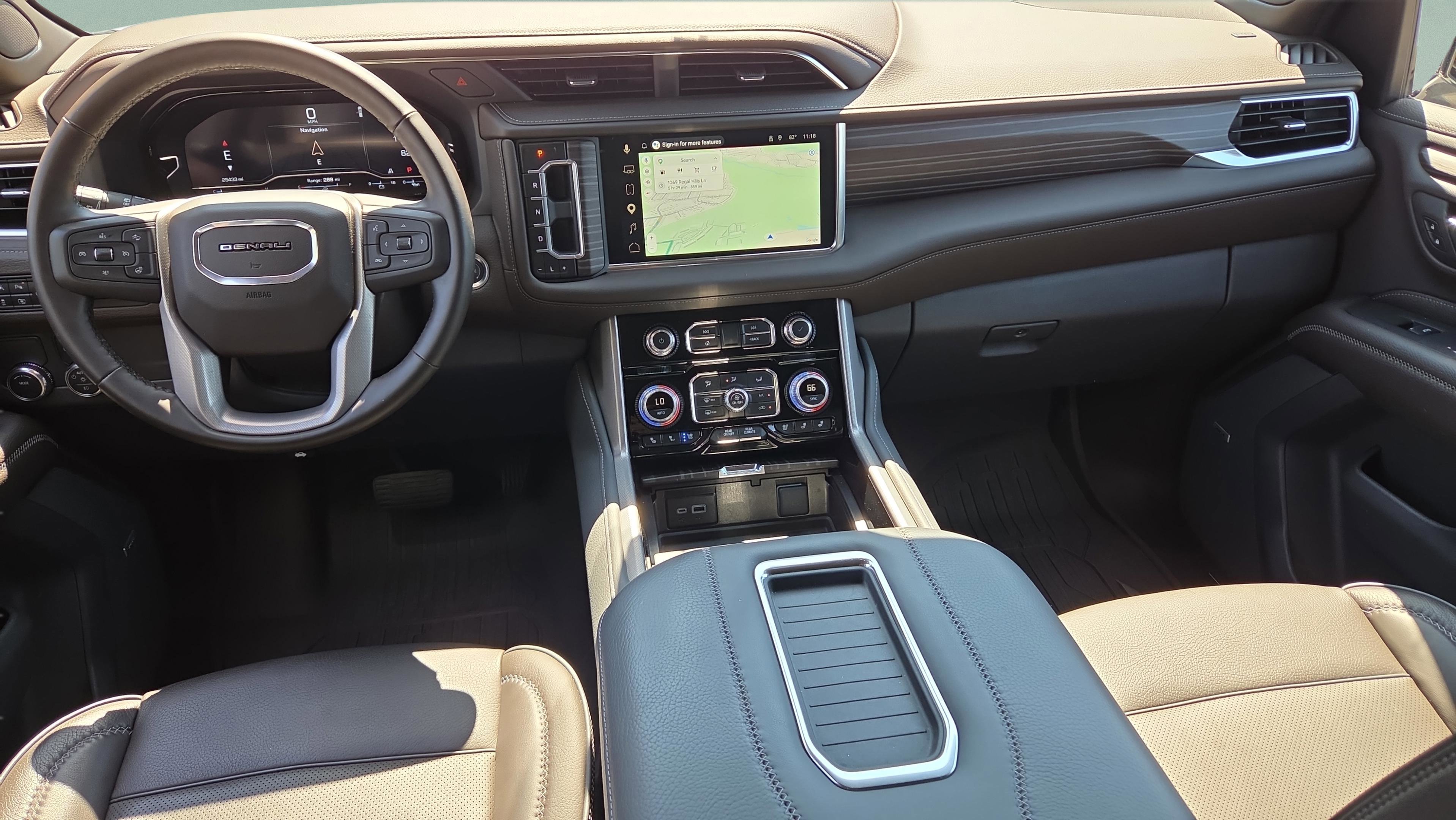 Used 2024 GMC Yukon Denali RWD image 13