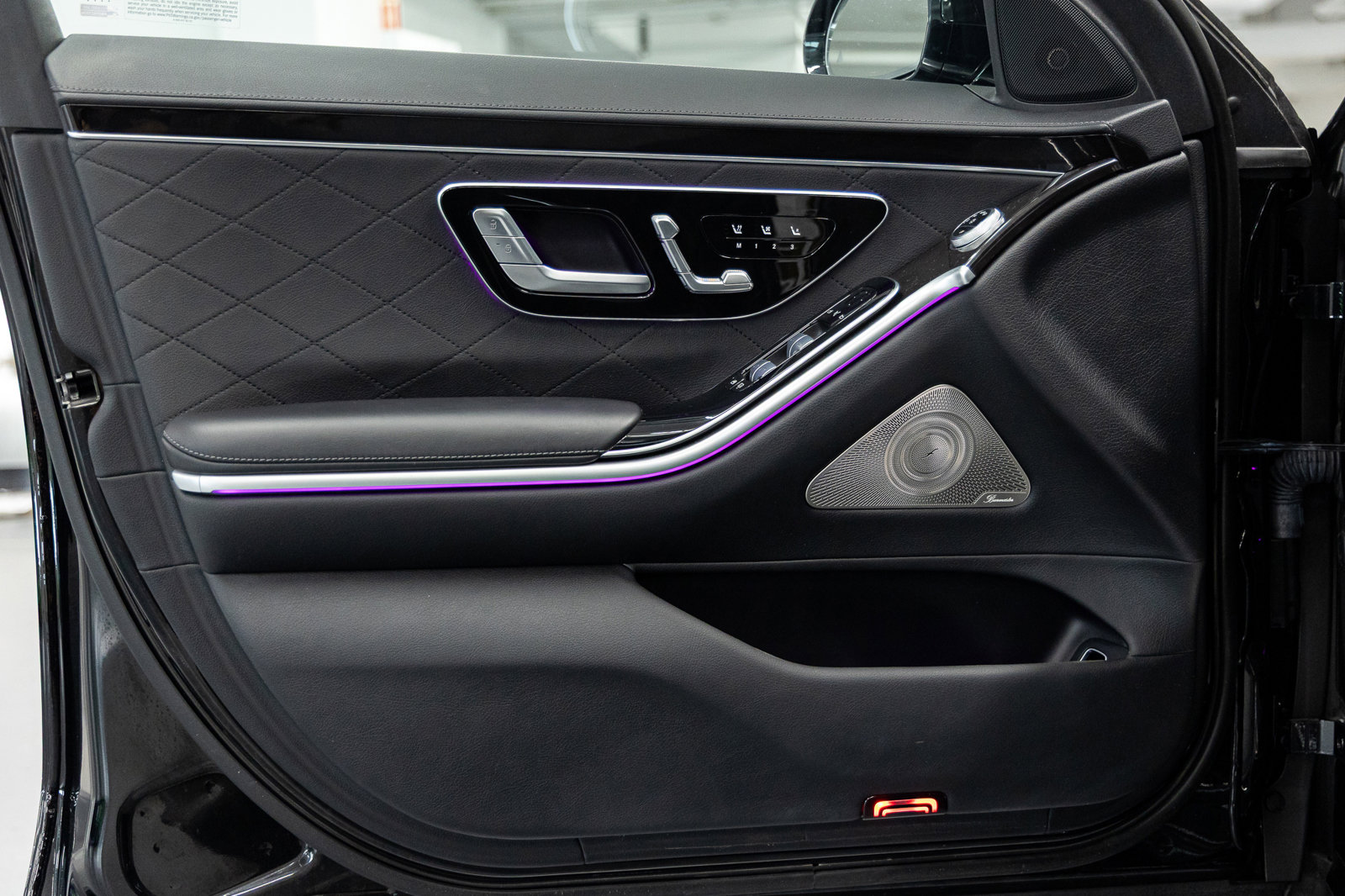 Used 2024 Mercedes-Benz S 580 4MATIC Sedan image 19