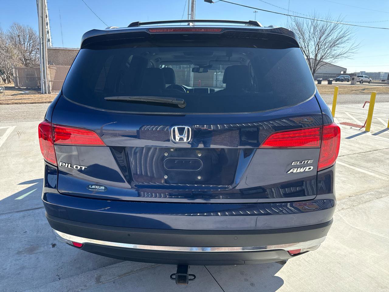 Used 2016 Honda Pilot Elite image 11