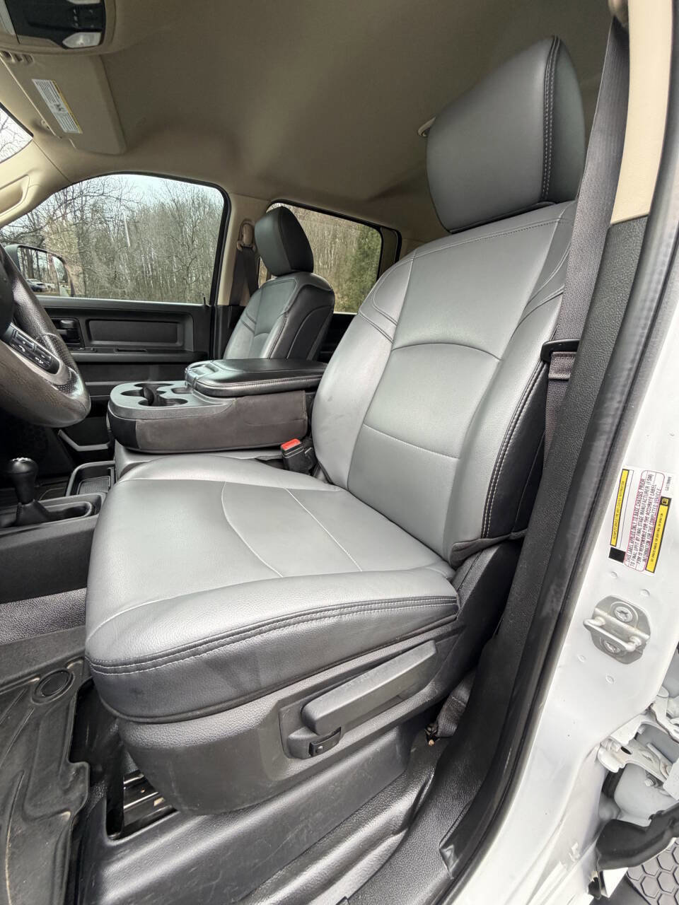 Used 2020 RAM 5500 Tradesman w/ Chrome Appearance Group image 38