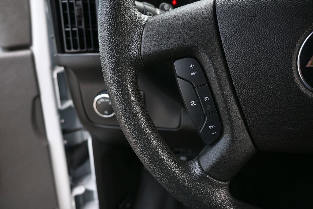 Used 2024 Chevrolet Express 2500 w/ Driver Convenience Package image 11