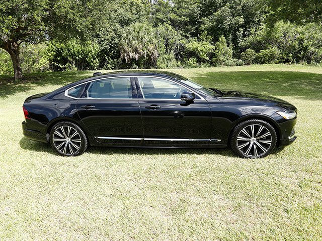 Used 2023 Volvo S90 B6 Plus AWD/4WD image 4
