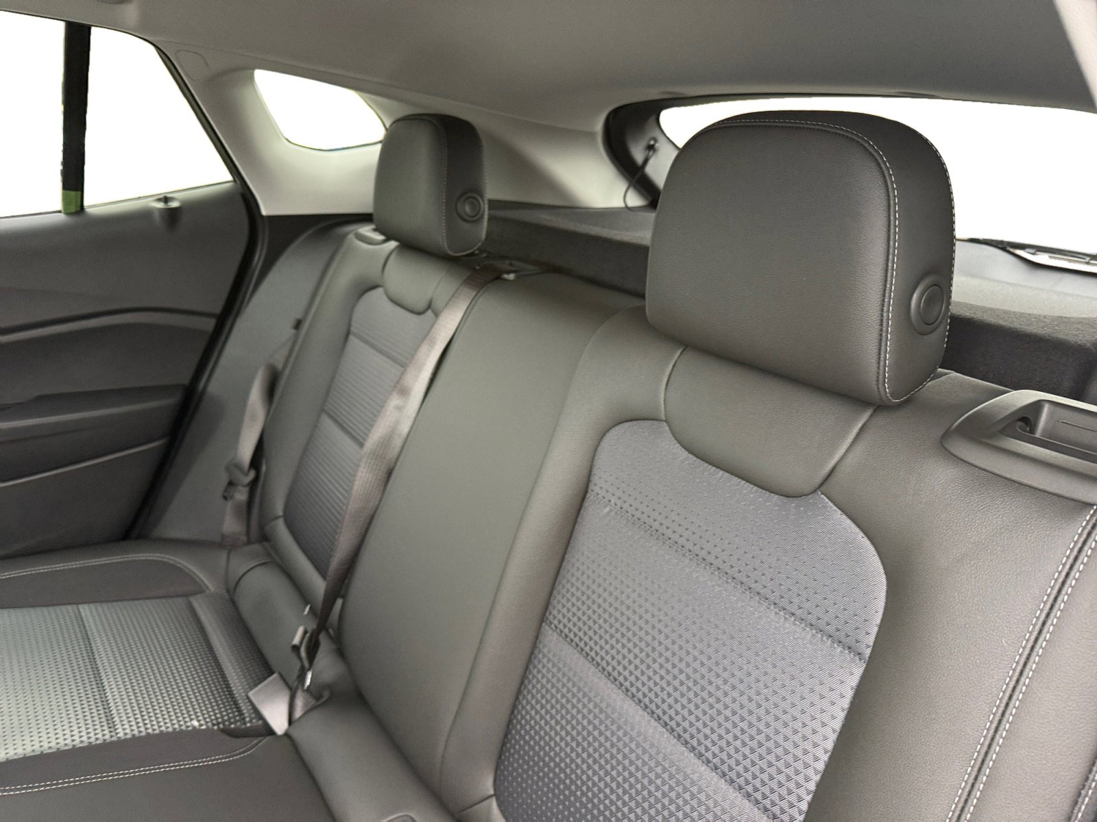 New 2026 Chevrolet Trax LT image 16