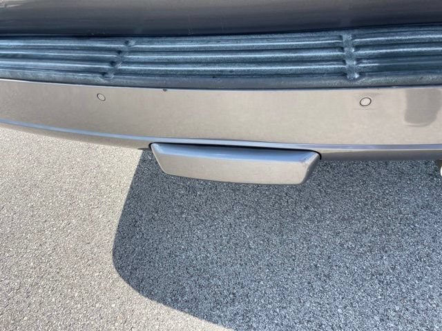 Used 2012 Lincoln Navigator 4WD image 12