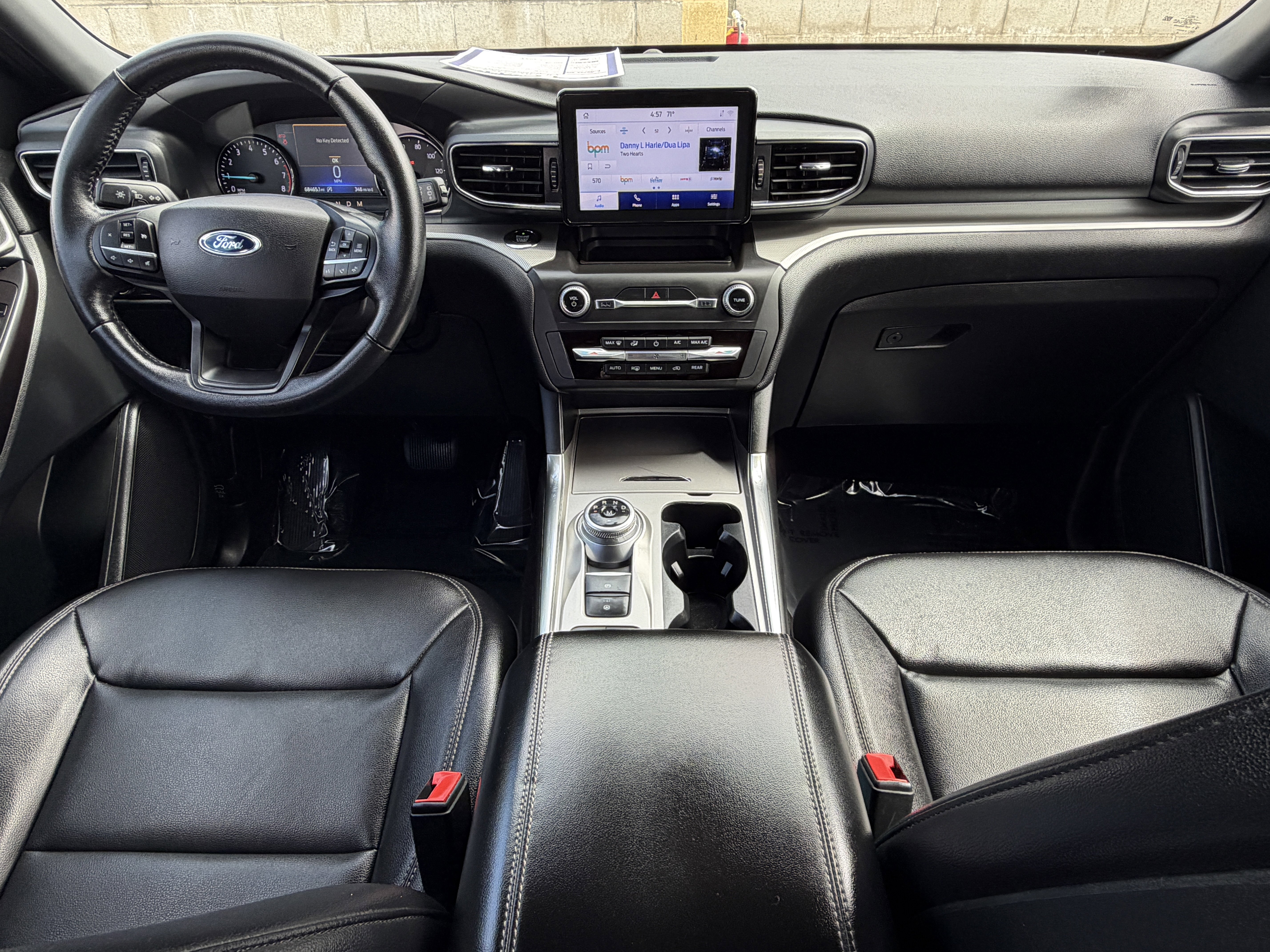 Used 2020 Ford Explorer XLT w/ Equipment Group 202A RWD image 30