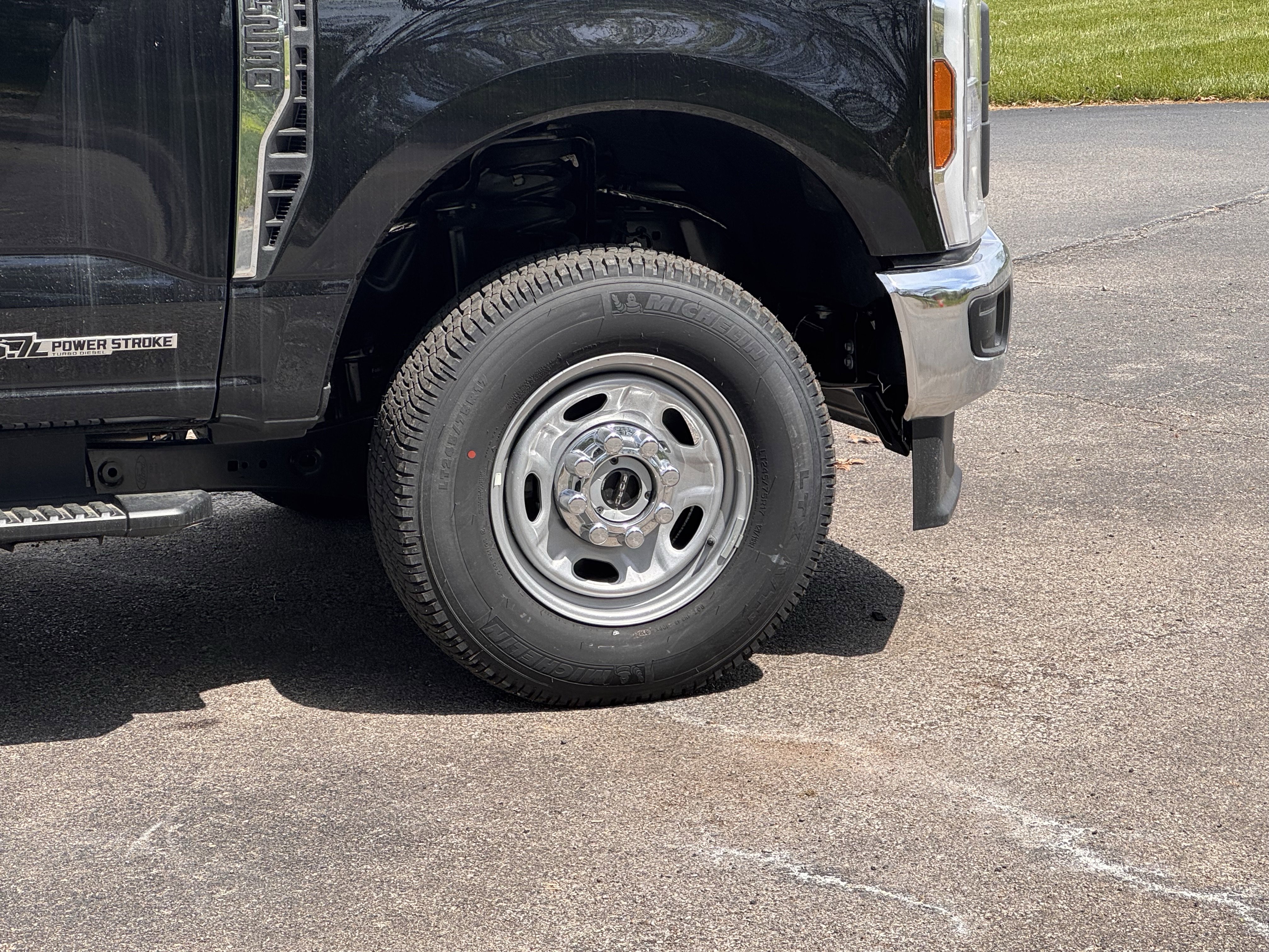 New 2026 Ford F250 XL AWD/4WD image 6