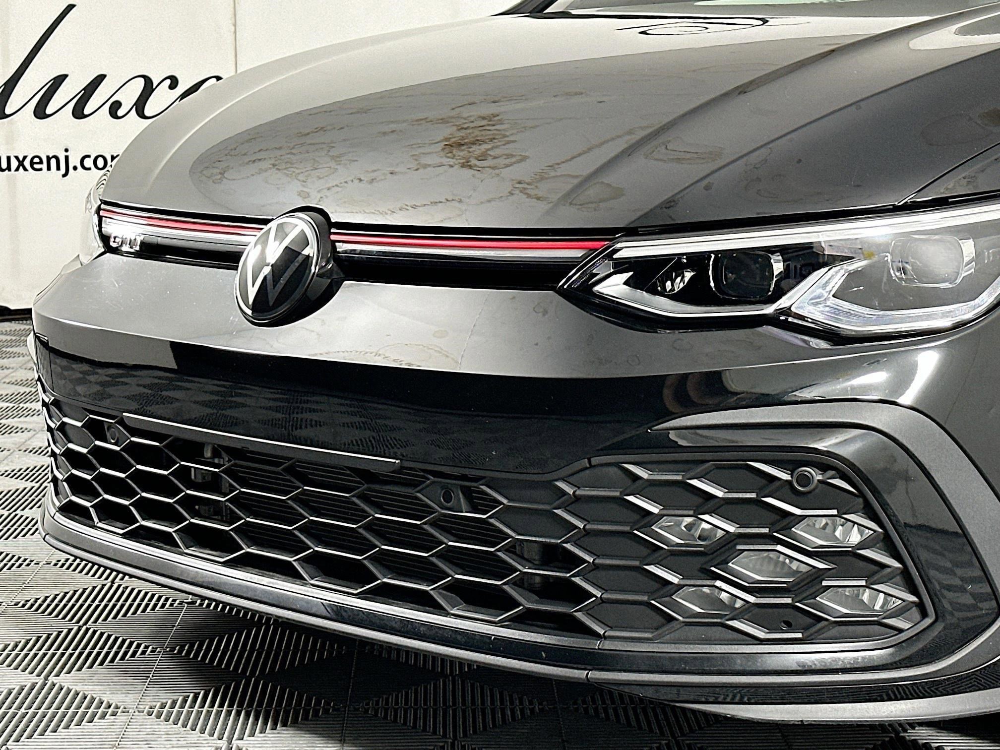 Used 2024 Volkswagen GTI Autobahn FWD image 34