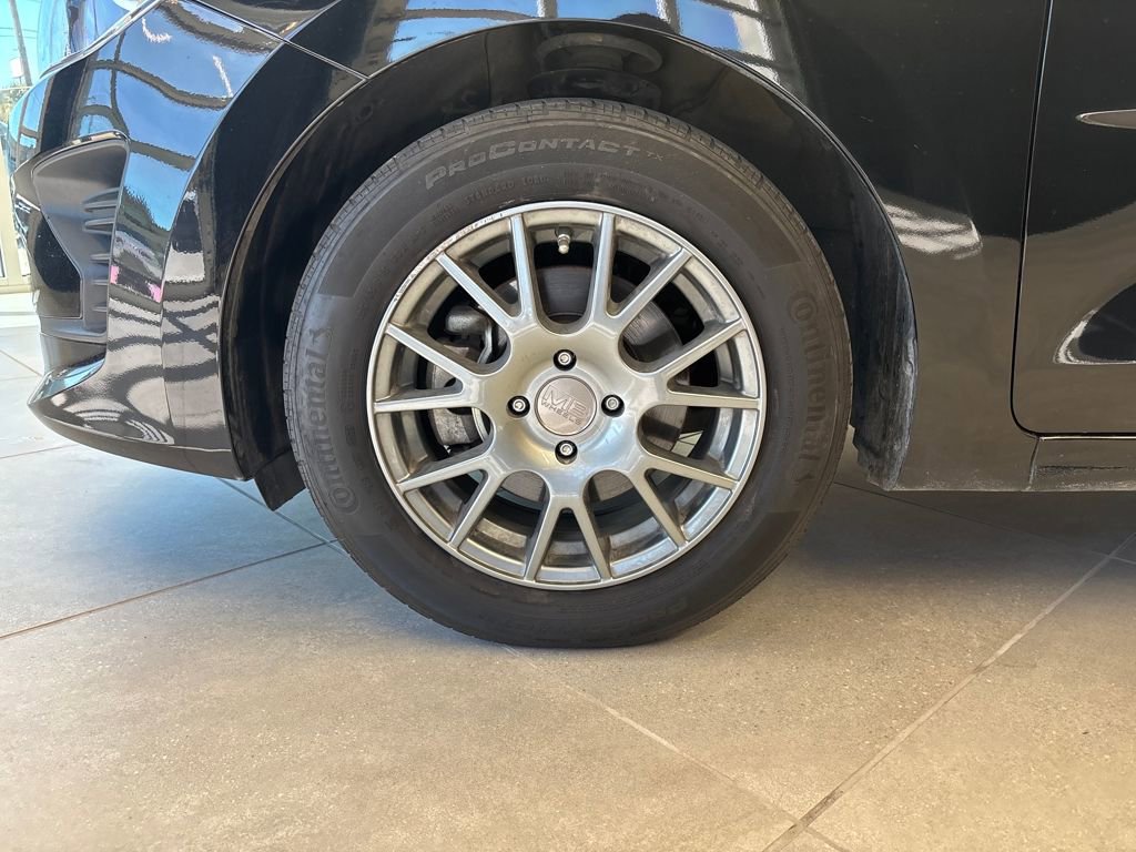 Used 2023 Kia Rio LX image 34