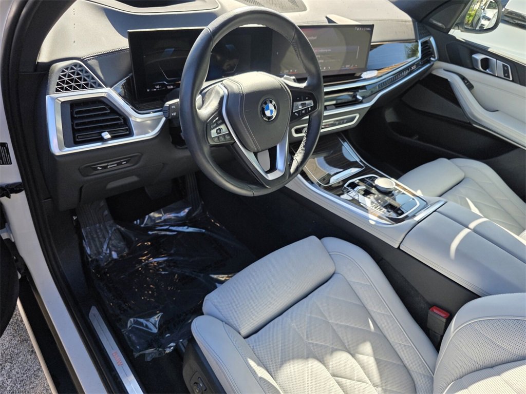 Certified 2025 BMW X5 sDrive40i w/ Premium Package image 10