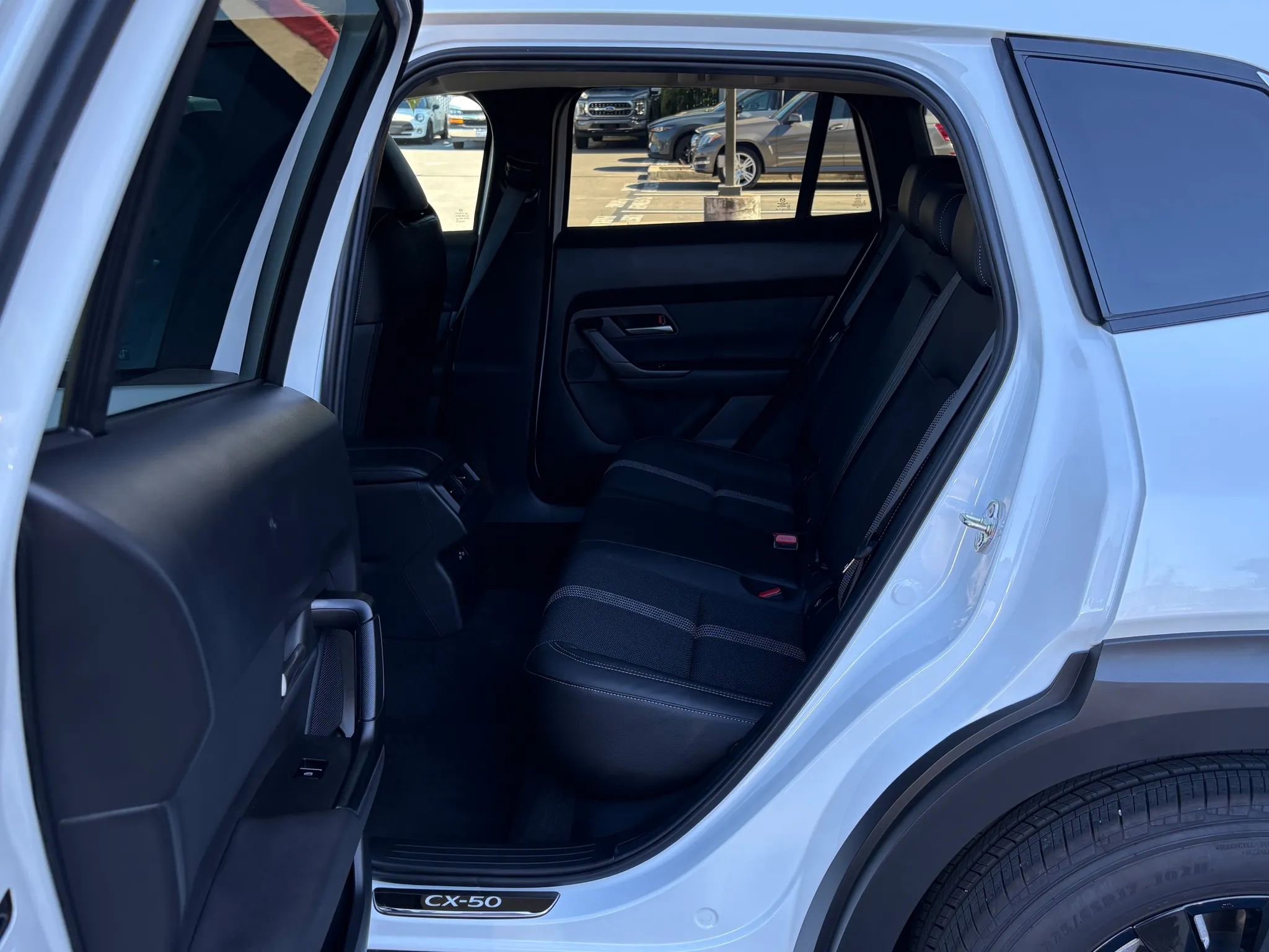 Used 2025 MAZDA CX-50 AWD 2.5 S w/ Accent Package image 11