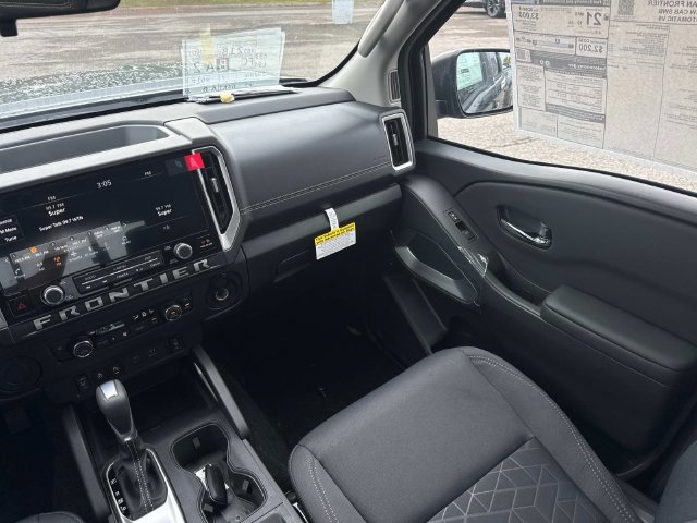New 2027 Nissan Frontier SV RWD image 17