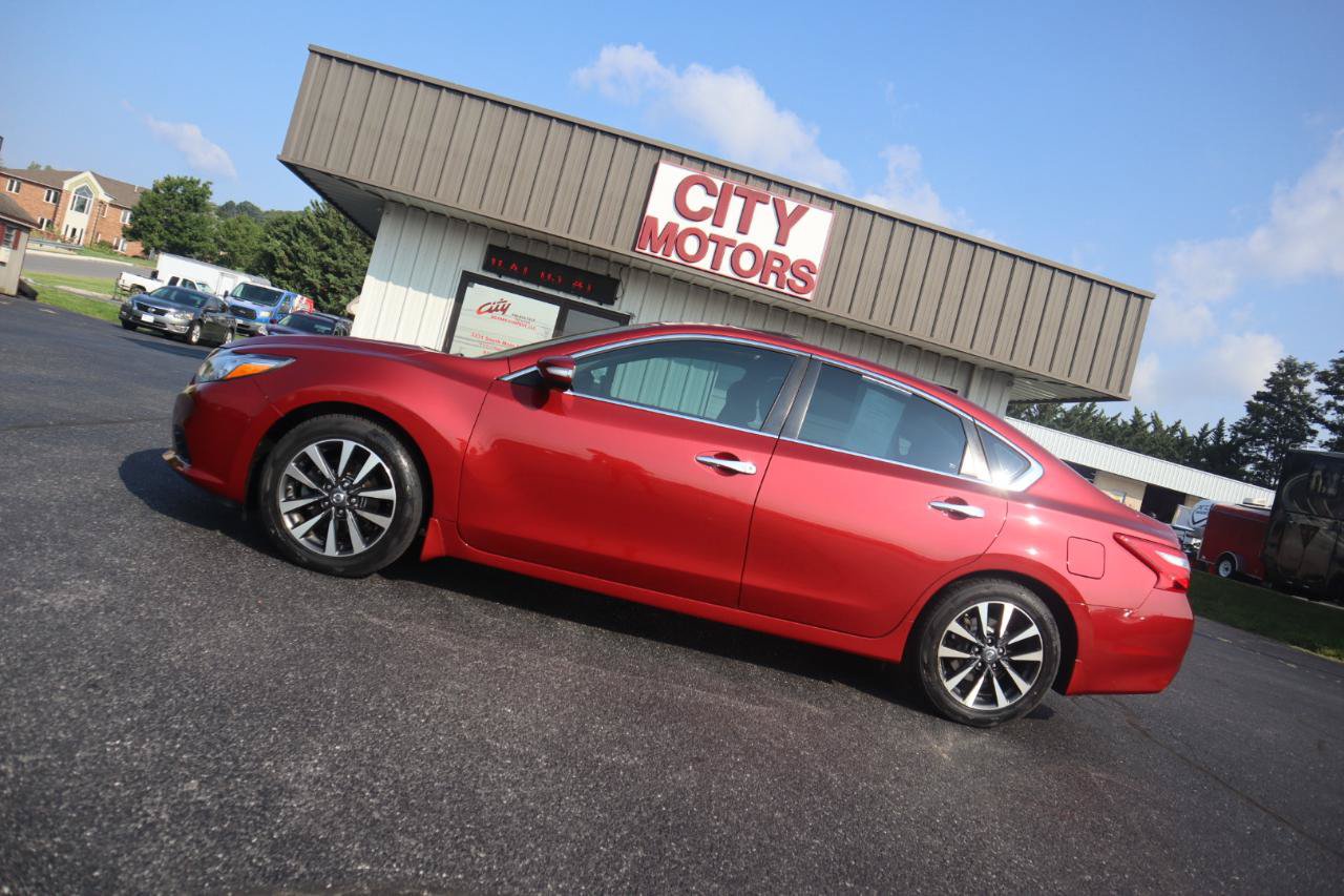 Used 2016 Nissan Altima 2.5 SL w/ Moonroof Package FWD image 15