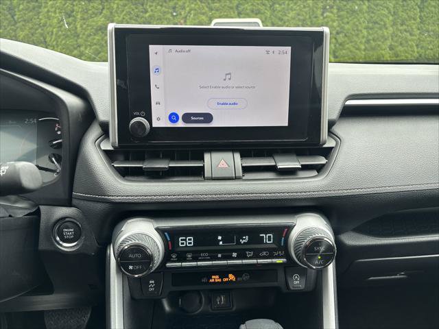 Certified 2025 Toyota RAV4 XLE AWD/4WD image 25