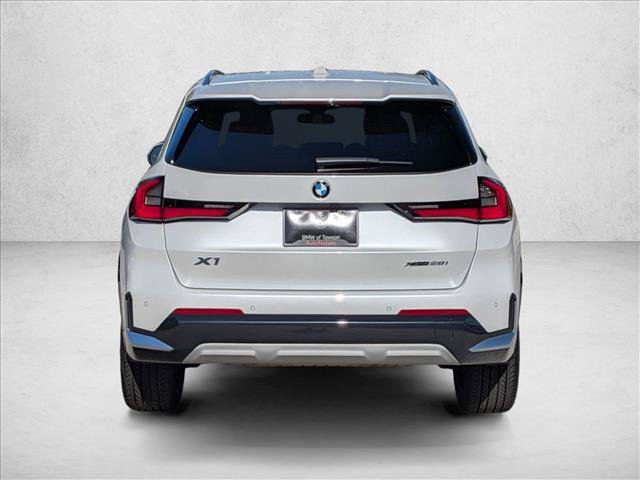 Certified 2025 BMW X1 xDrive28i w/ Premium Package AWD/4WD image 7