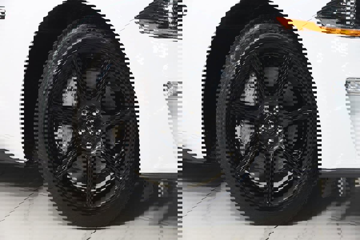 Used 2019 Ford Mustang GT Premium w/ Black Accent Package image 17