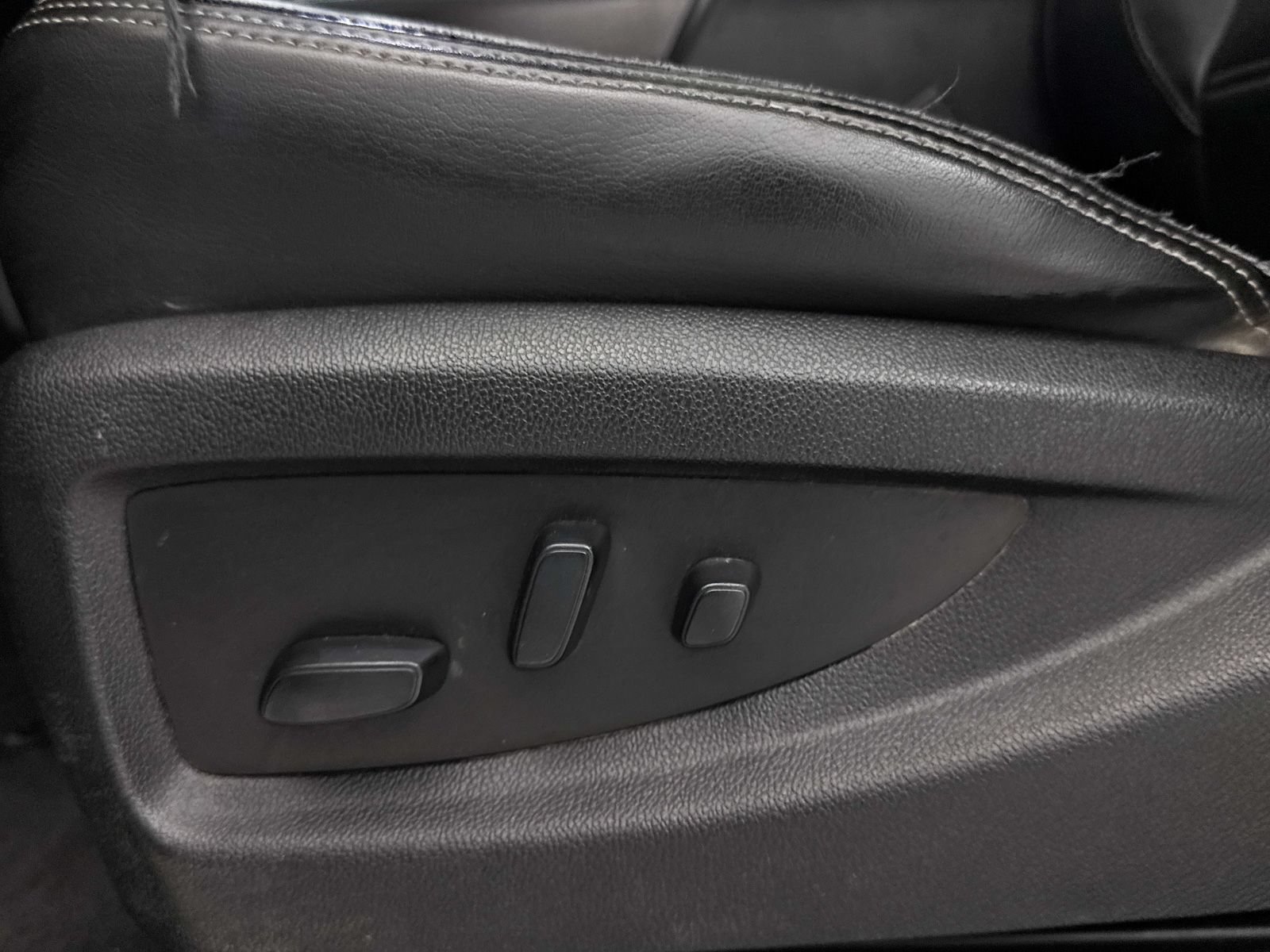 Used 2019 GMC Sierra 2500 Denali w/ Duramax Plus Package AWD/4WD image 22